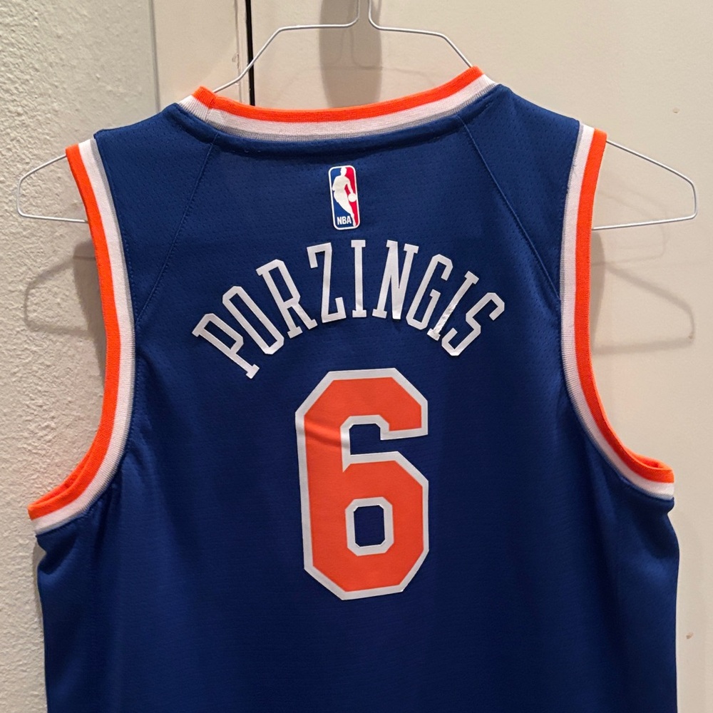 Nike Blue Dri-FIT Sports Jersey New York Knicks #6 Porzingis